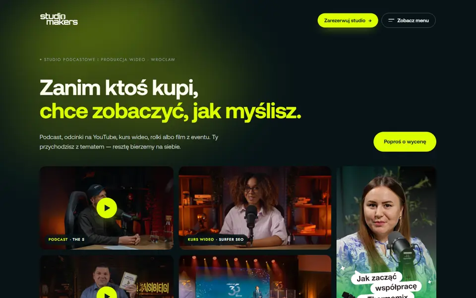 Pierwszy ekran strony StudioMakers z galerią wideo i przyciskami „Zarezerwuj studio” oraz „Poproś o wycenę”